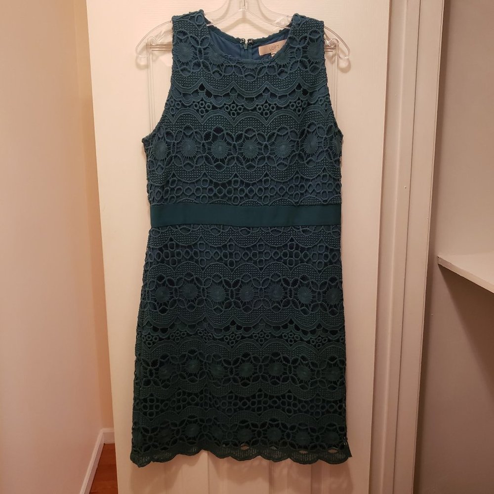 EUC Teal Lace Sleeveless Lined Dress
